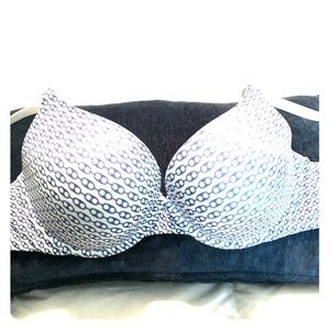 Victoria’s Secret Biofit Demi Uplift Bra